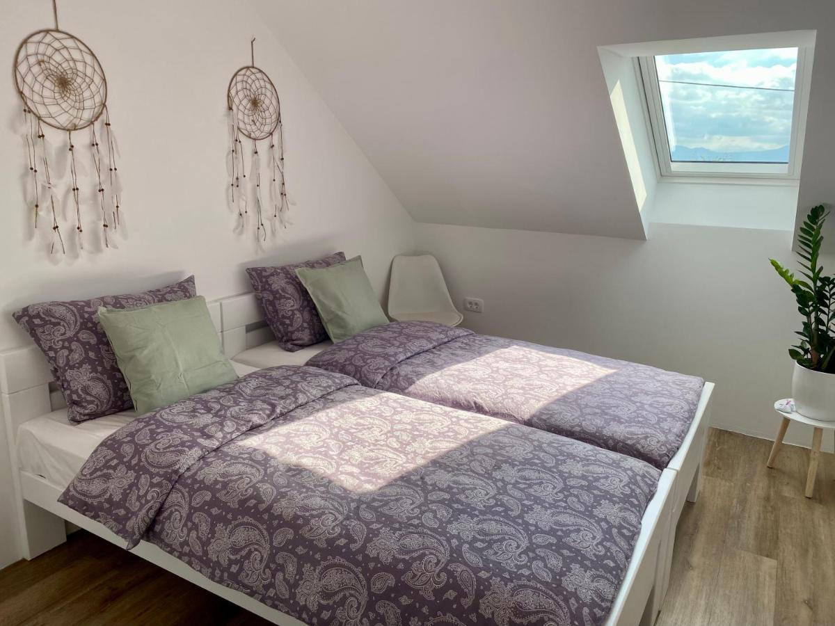 Apartament Sunny Oak Estate Mengeš Zewnętrze zdjęcie