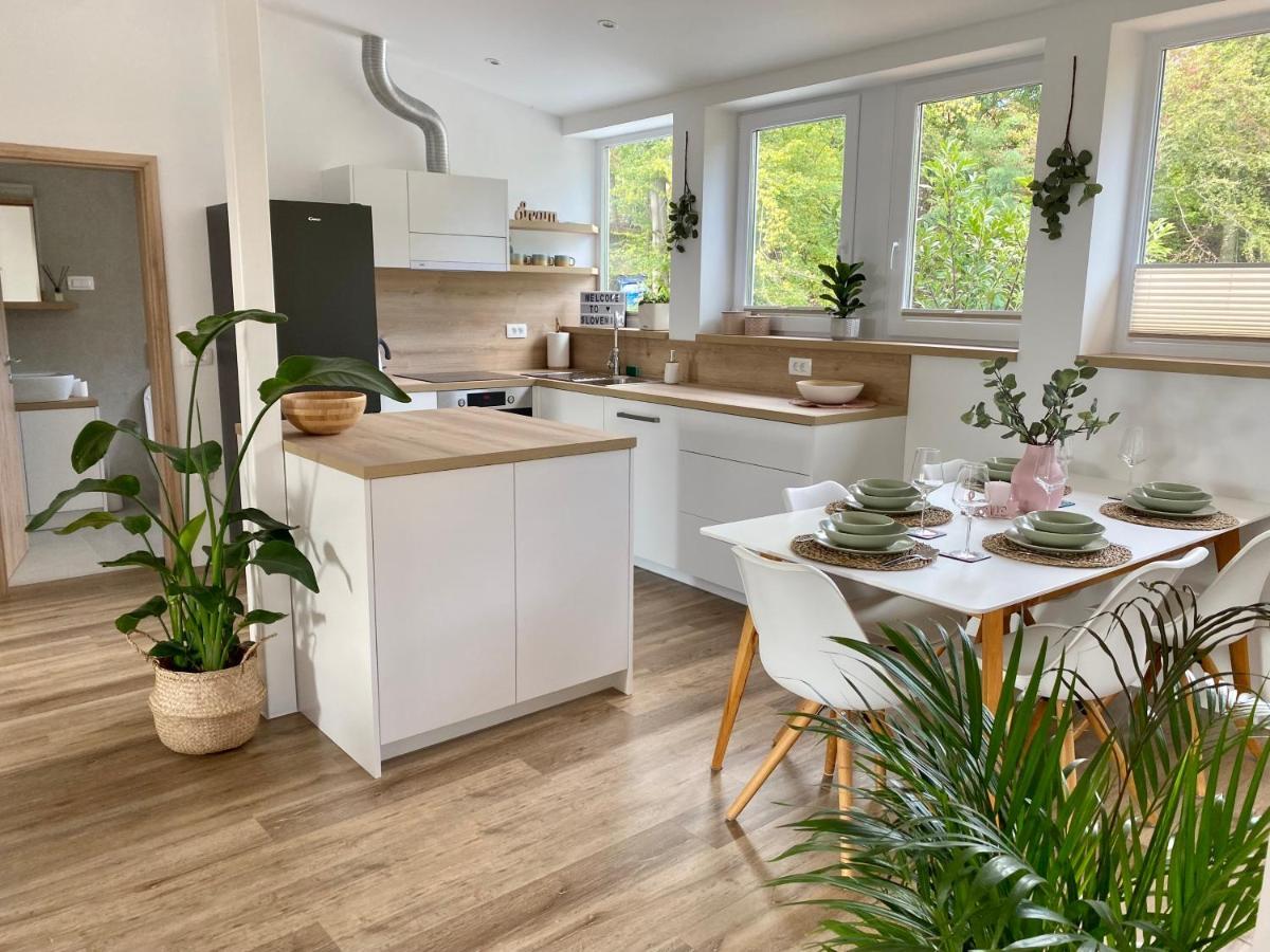 Apartament Sunny Oak Estate Mengeš Zewnętrze zdjęcie