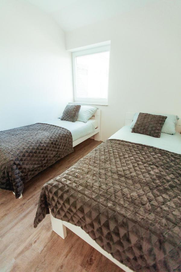 Apartament Sunny Oak Estate Mengeš Zewnętrze zdjęcie